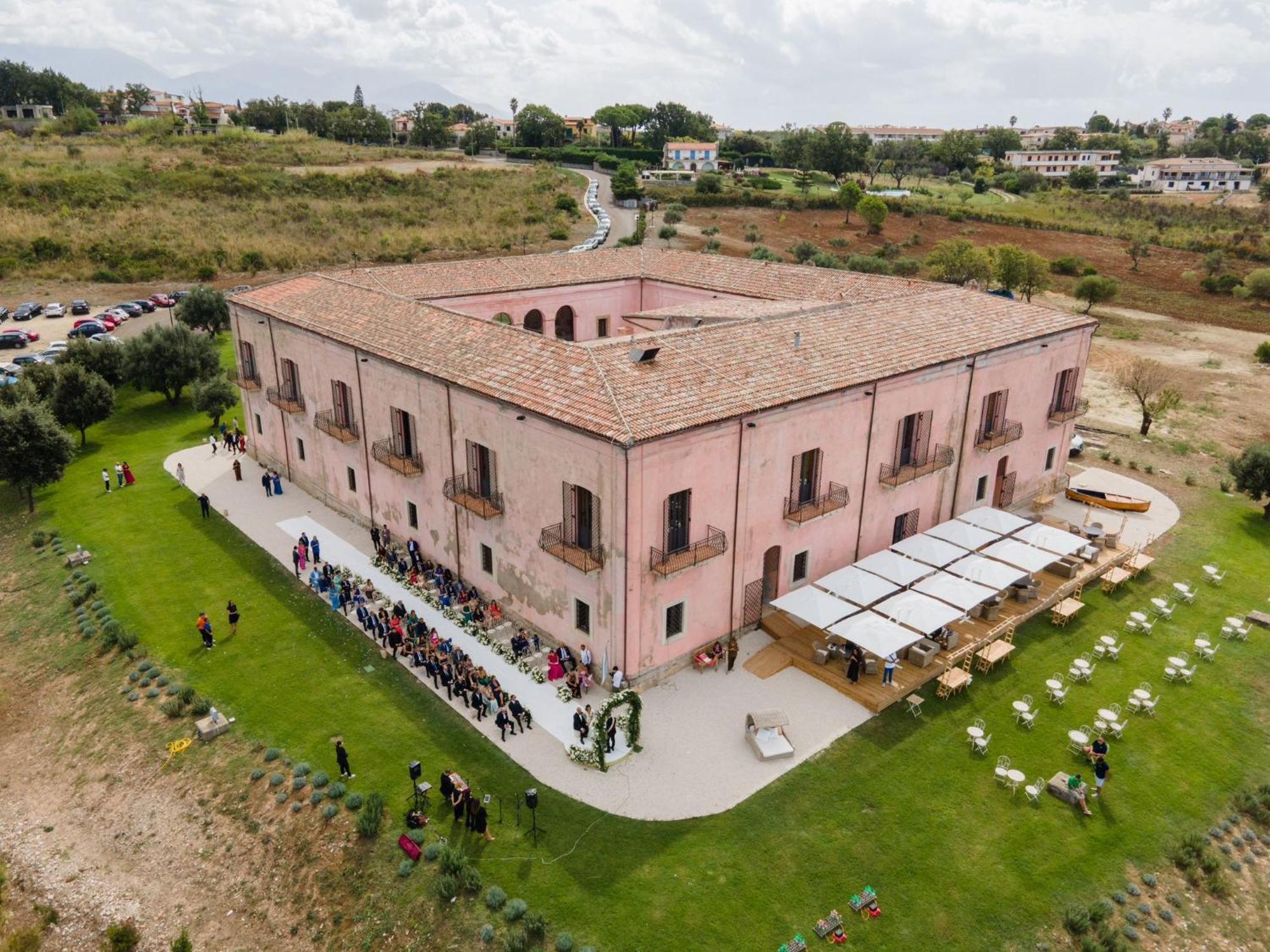Palazzo Principi Lanza Hotel ซานนิโกลาอาร์เชลลา ภายนอก รูปภาพ
