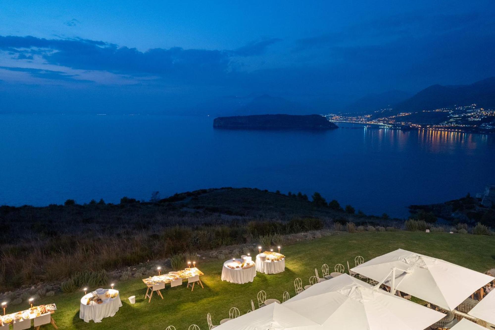 Palazzo Principi Lanza Hotel ซานนิโกลาอาร์เชลลา ภายนอก รูปภาพ