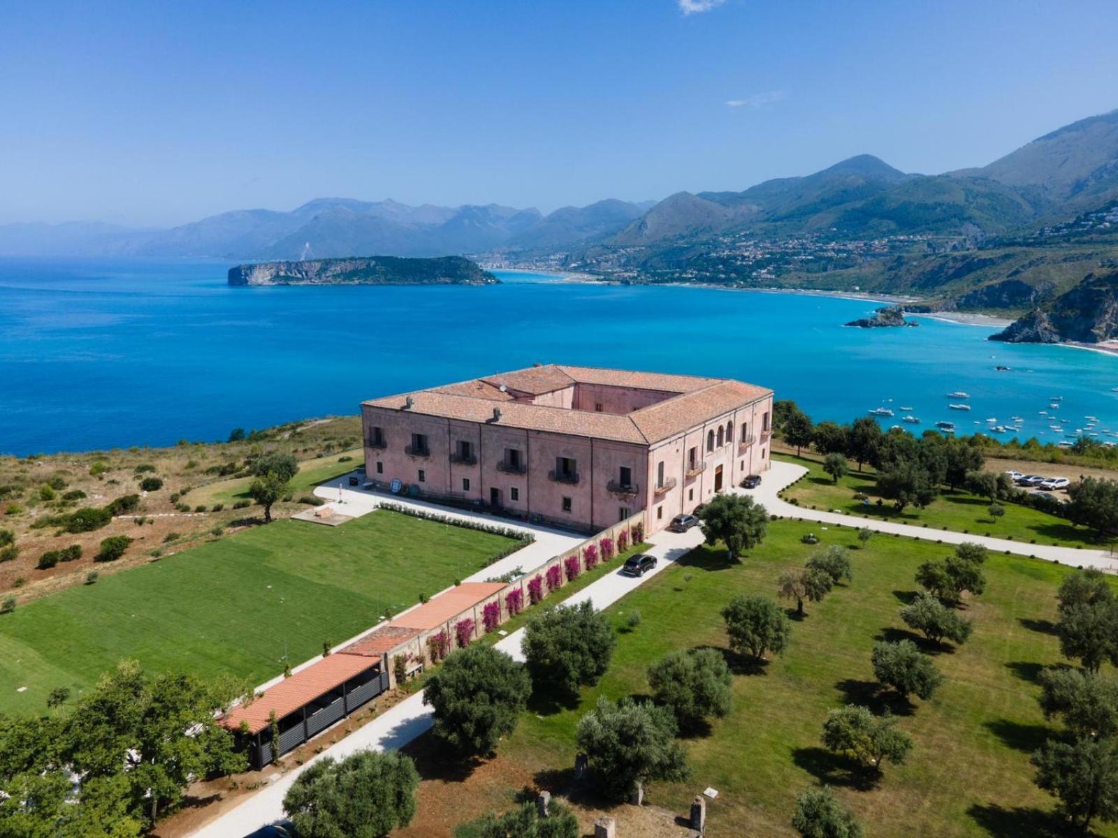 Palazzo Principi Lanza Hotel ซานนิโกลาอาร์เชลลา ภายนอก รูปภาพ